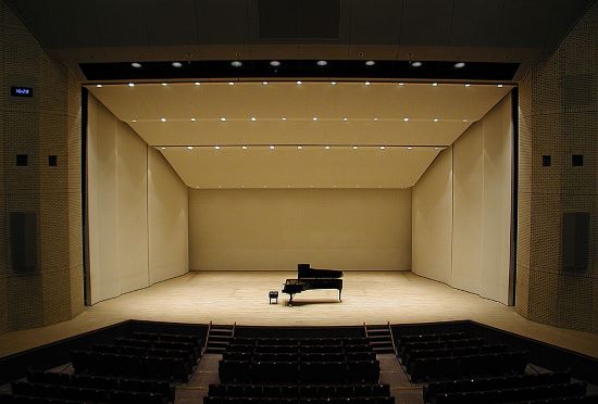 西区二十歳のつどい会場　札幌市教育文化会館