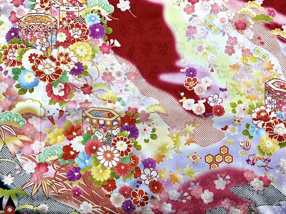 赤い振袖柄の意味玉手箱