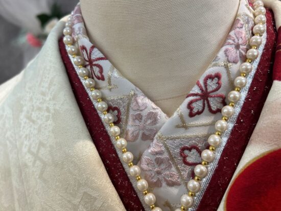 今月のイチオシ衿元アップ