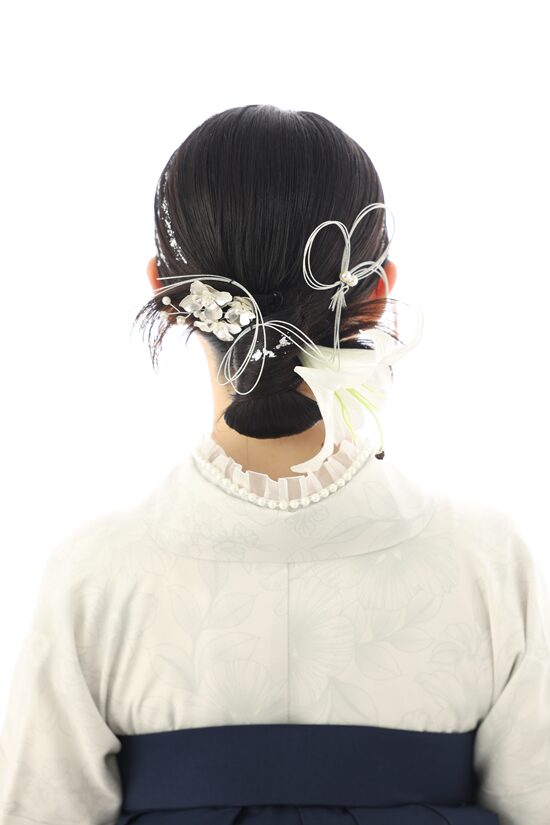 袴ヘアスタイル
ヘアアレンジ
水引
金箔