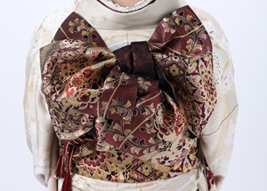 花いち都屋帯広店で行った高校生モデル撮影の画像です。9月のイチオシ商品を紹介する画像です。