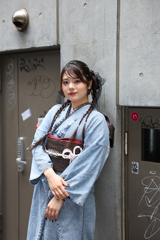 ロケ撮（振袖デニム）