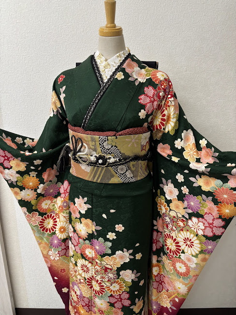 成人式振袖コーディネート緑色振袖コーディネート