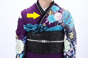 花いち都屋帯広店で行った高校生モデル撮影の画像です。10月のイチオシ商品を紹介する画像です。