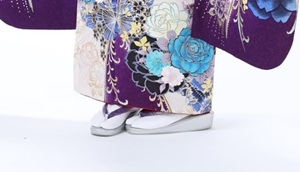 花いち都屋帯広店で行った高校生モデル撮影の画像です。10月のイチオシ商品を紹介する画像です。