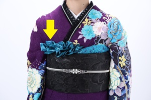 花いち都屋帯広店で行った高校生モデル撮影の画像です。10月のイチオシ商品を紹介する画像です。