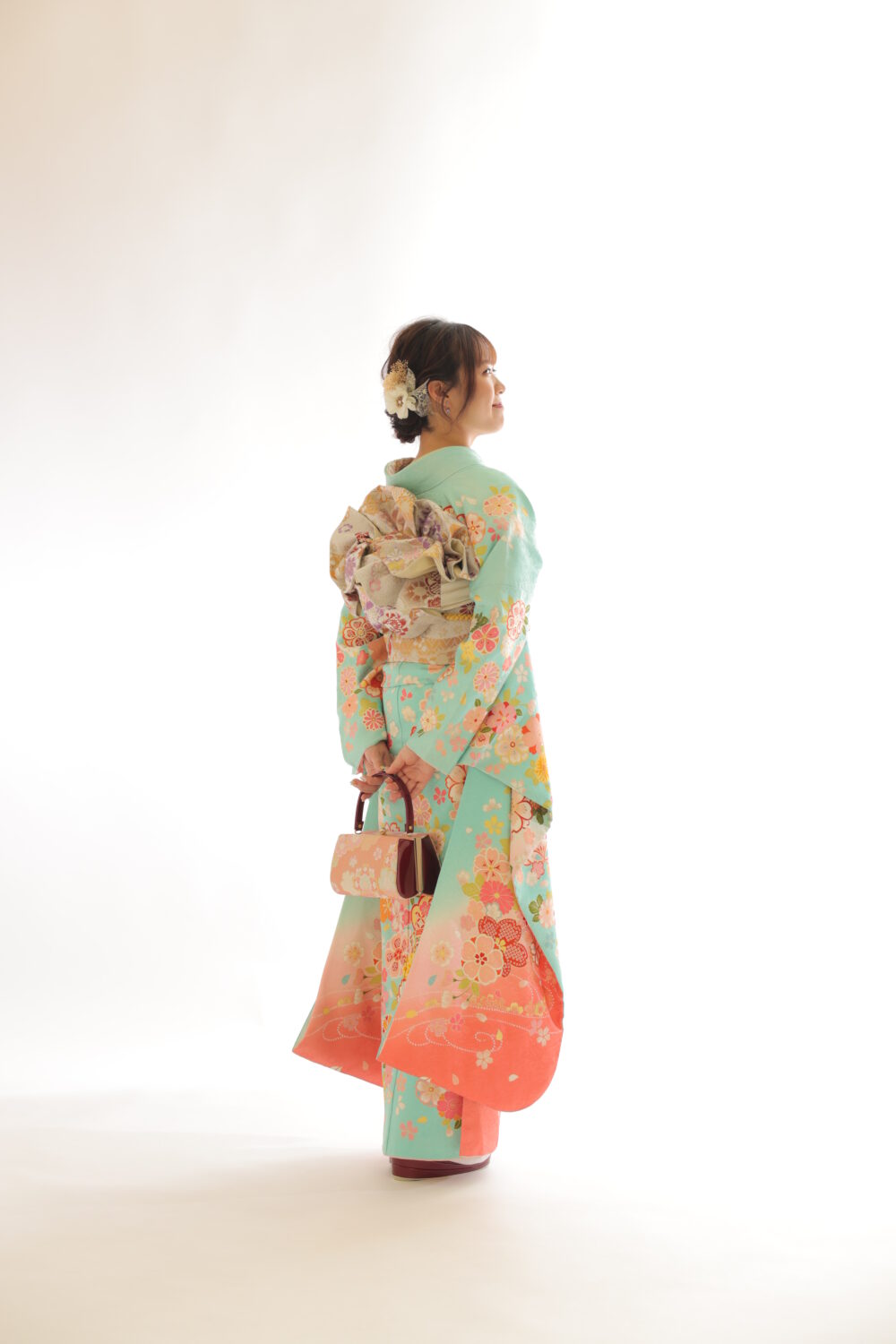 26年ご成人のお嬢様、前撮り写真、水色のお振袖