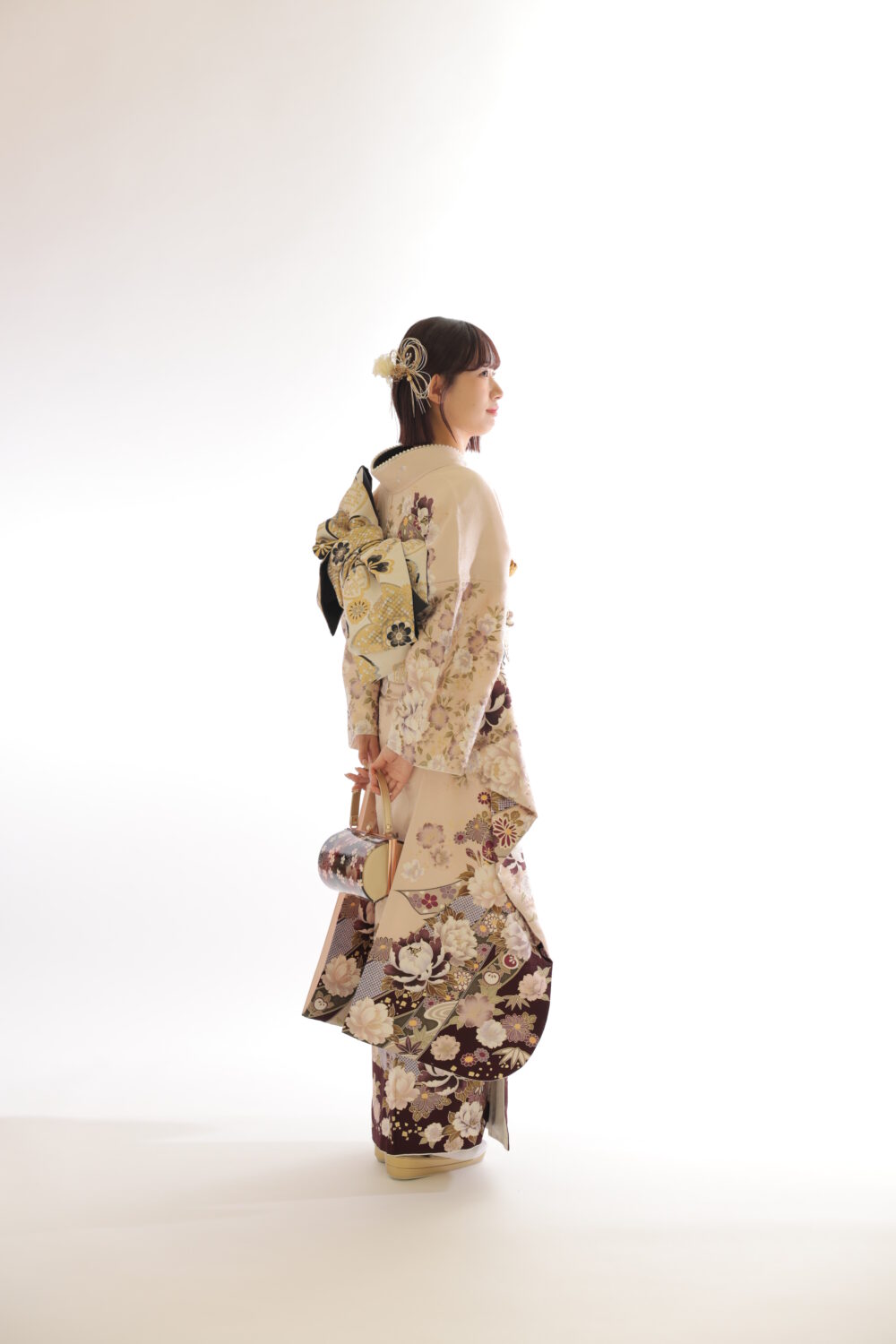 26年ご成人のお嬢様、生成りの振袖、前撮り写真