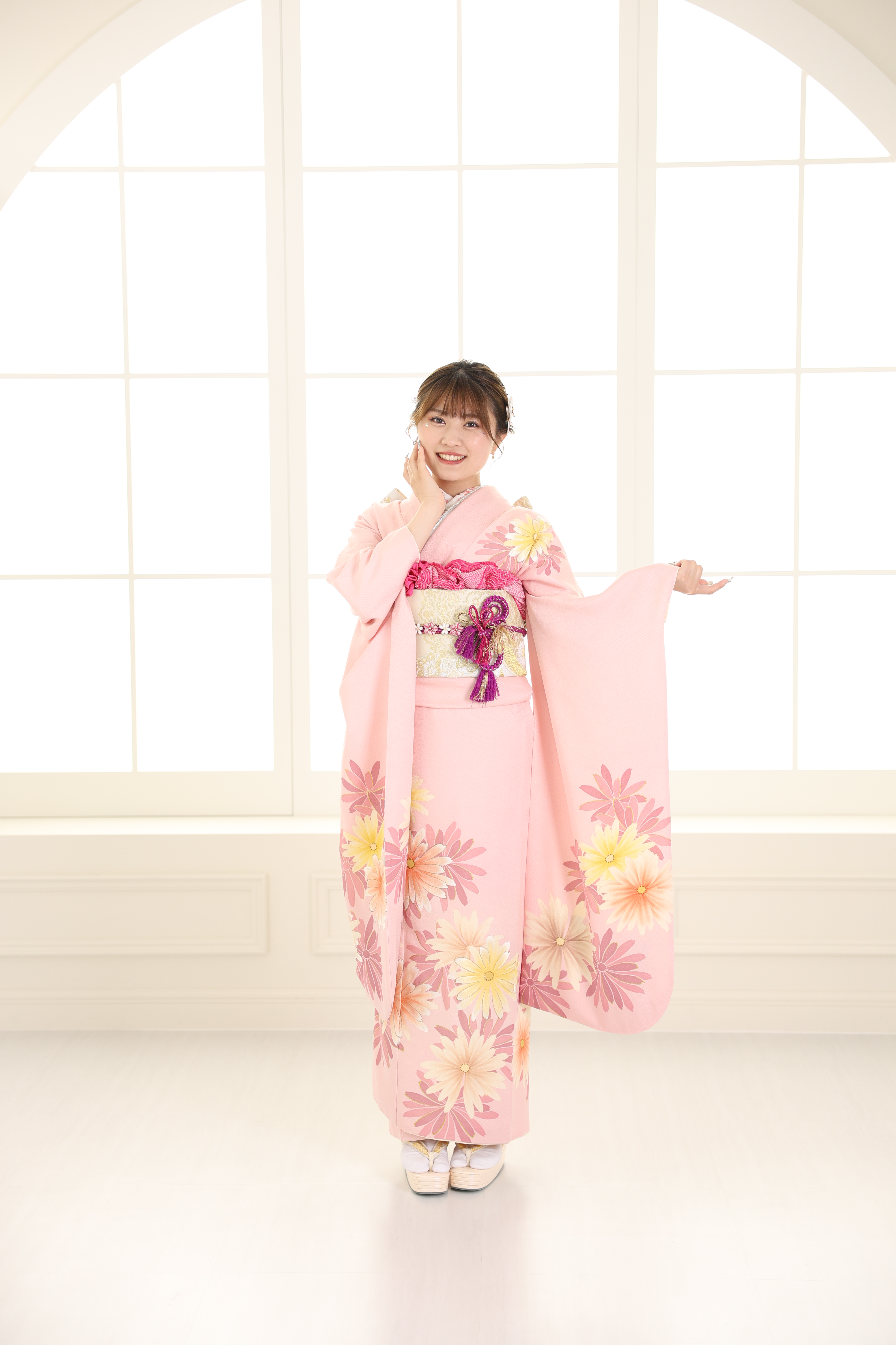 成人式前撮り後撮り
スタジオ撮影ロケーション撮影振袖振袖ヘア成人式ヘアママ振り