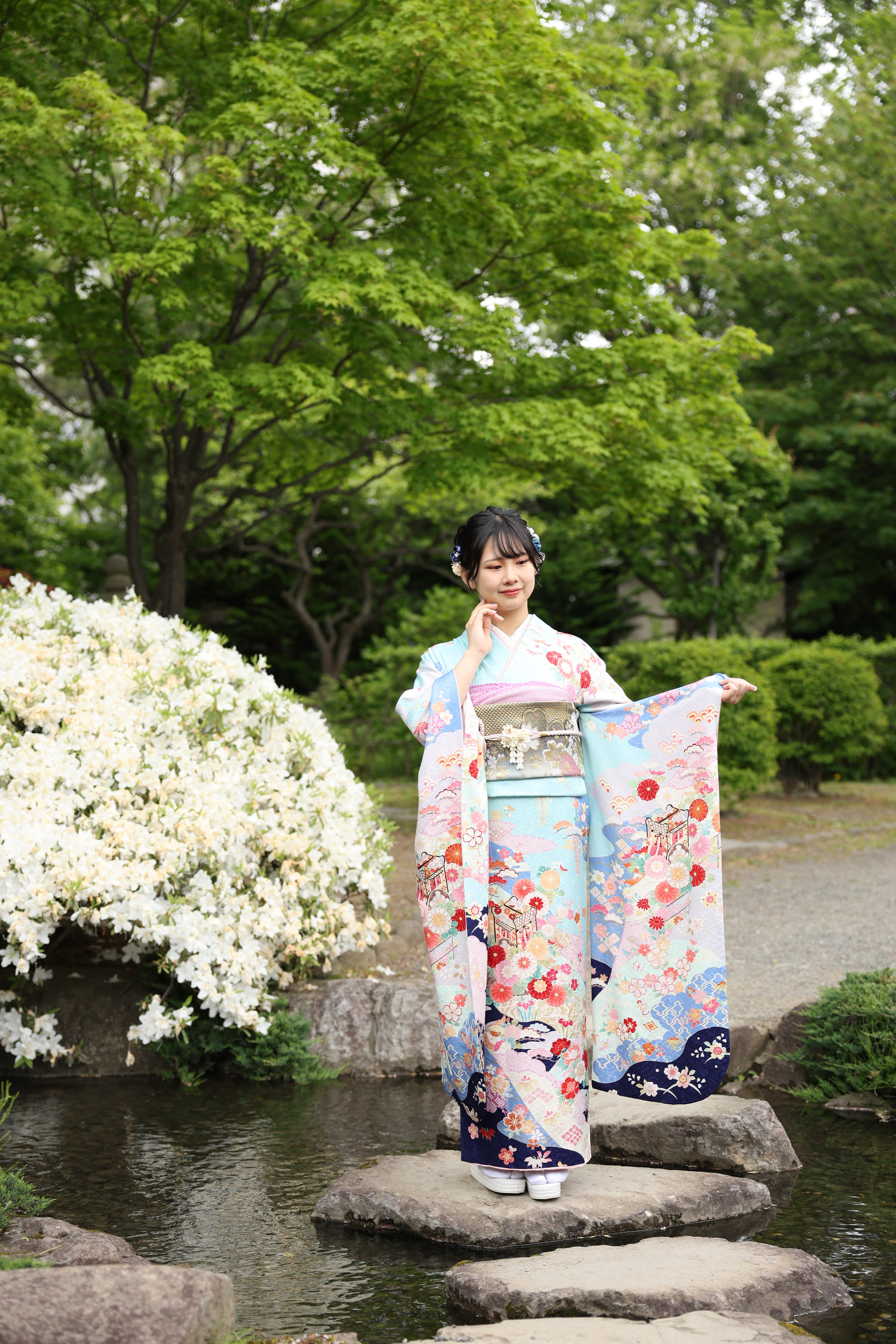 成人式前撮り後撮り
スタジオ撮影ロケーション撮影振袖振袖ヘア成人式ヘアママ振り