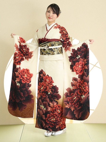 花いち都屋帯広店で高校生モデル撮影をした時の画像であり、振袖のコーディネートを紹介する為の画像でもある。
