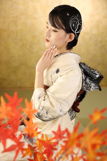 20272028年成人式ショートボブウルフヘア映える振袖ヘア後悔しないアレンジ髪飾りの選び方リボン花水引き金箔銀箔ヘッドドレス短い髪型ヘアスタイル可愛いかっこいい黒髪茶髪金髪ハイトーンベージュピンク派手髪外ハネウェーブタイトモード大人地雷赤黒緑青白紺