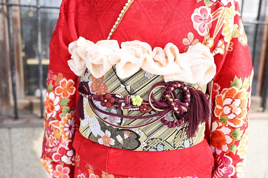 帯揚げ
振袖小物
帯揚げアレンジ