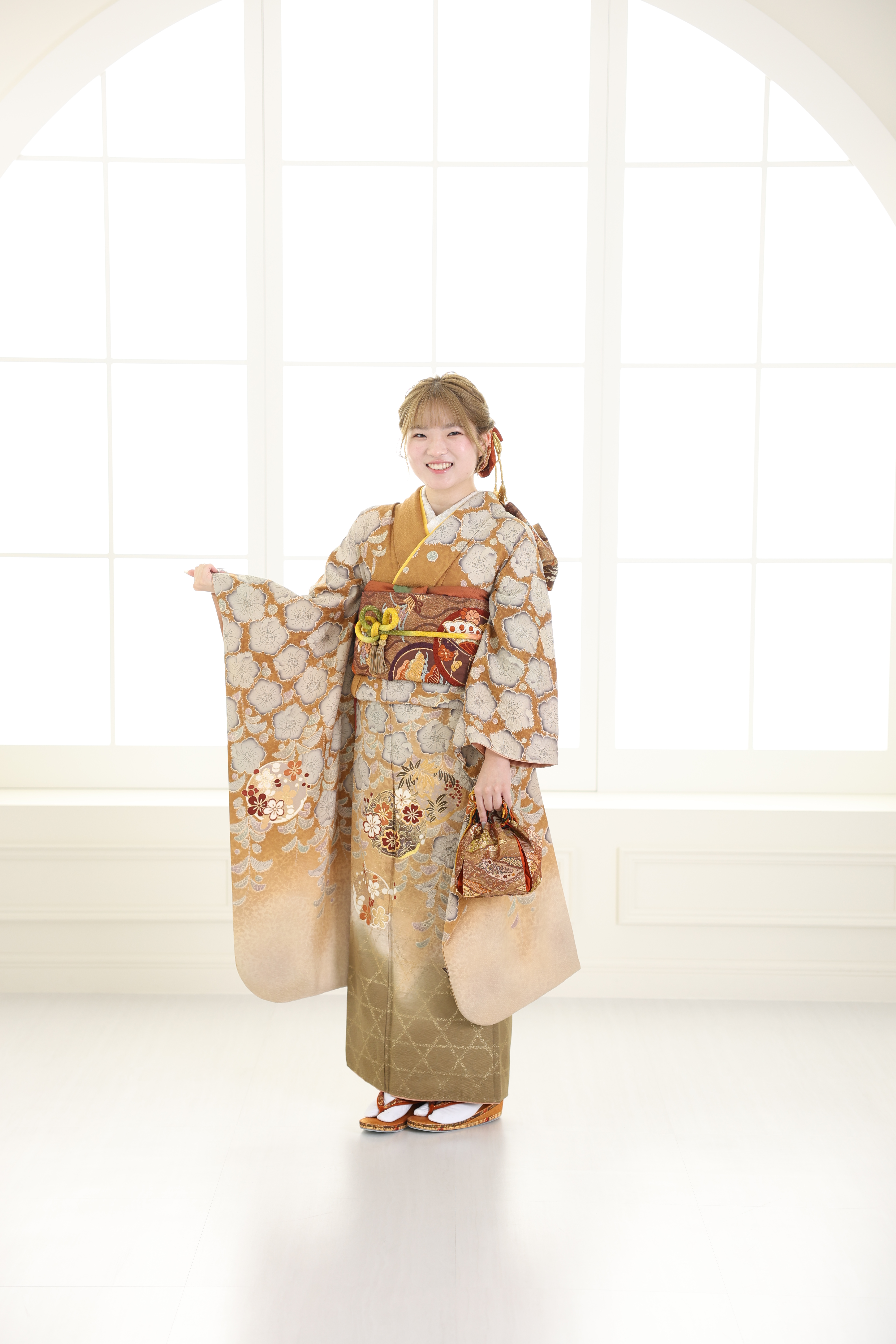 成人式成人20歳のつどい振袖振袖っコーディネート振袖コーデイエベブルベ春夏秋冬振袖ヘアヘアアレンジフォトスタジオ前撮り後撮りパーソナルカラー