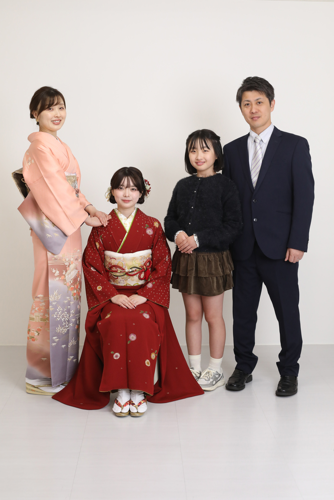 成人式家族写真撮る