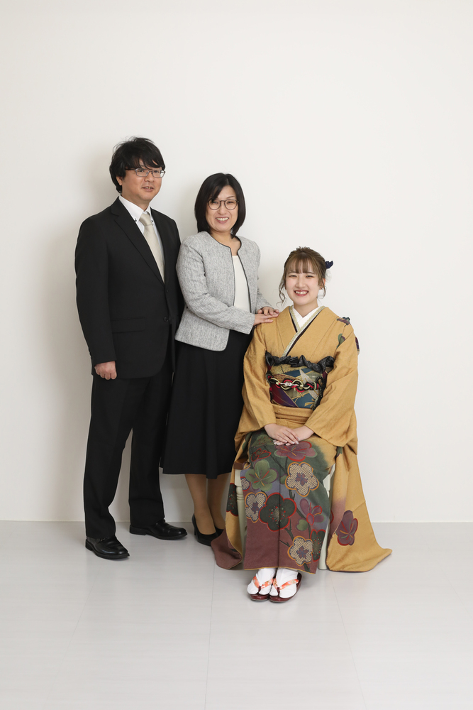 成人式前撮り家族写真服装