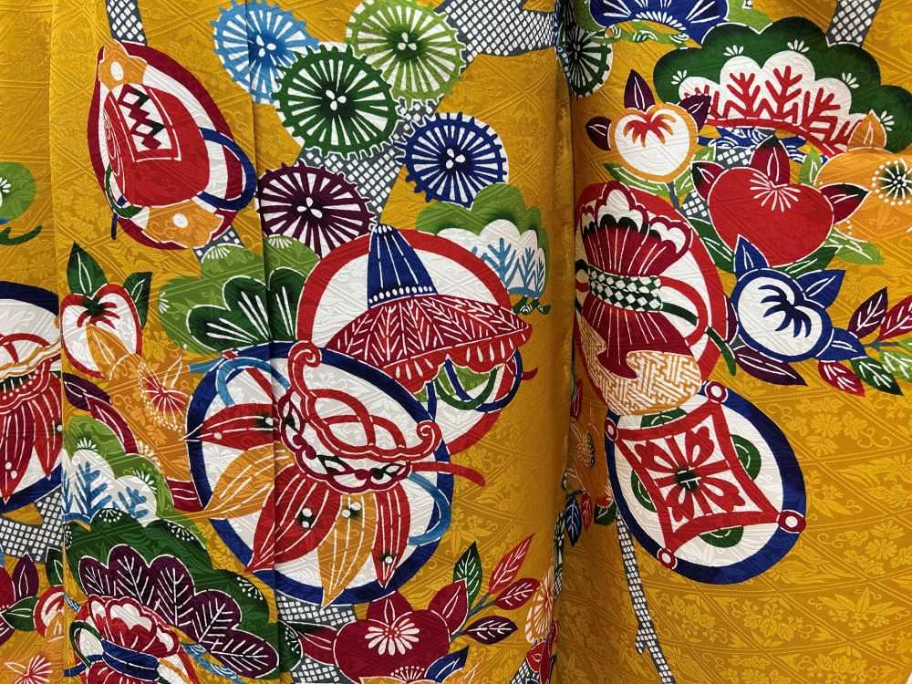 紅型風 振袖 柄