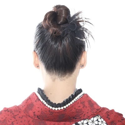 高校生モデル撮影で撮影した写真です。今月のイチオシ商品を着用して頂きました。