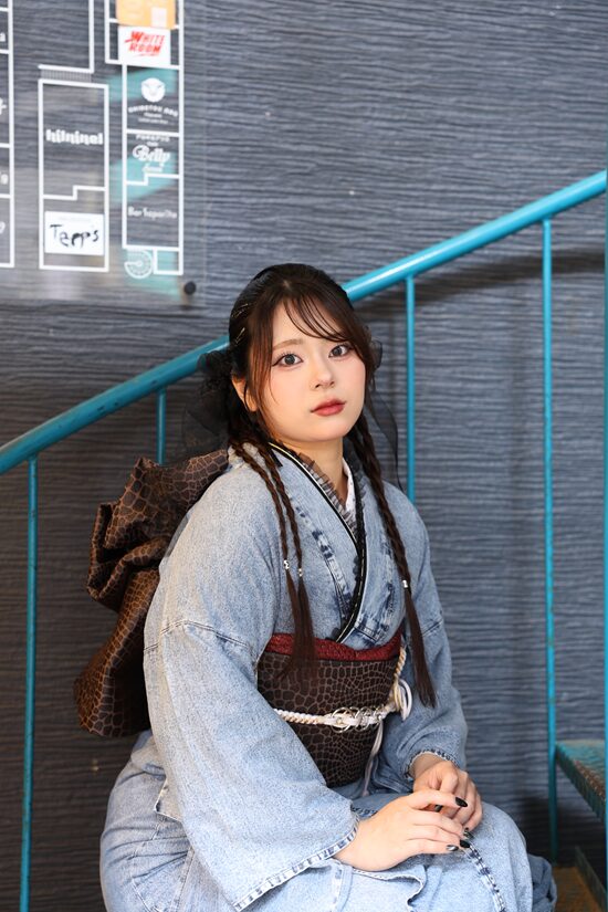 デニム振袖
ツインカチモリ
カチモリヘア
振袖デニム