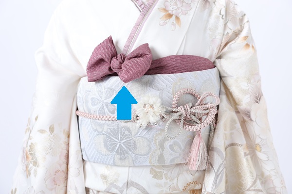 花いち都屋帯広店でモデル撮影をした画像です。今月のイチオシ商品を紹介するためにこの画像を使用しています。