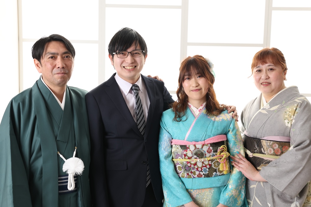 家族写真
振袖前撮り
振袖撮影