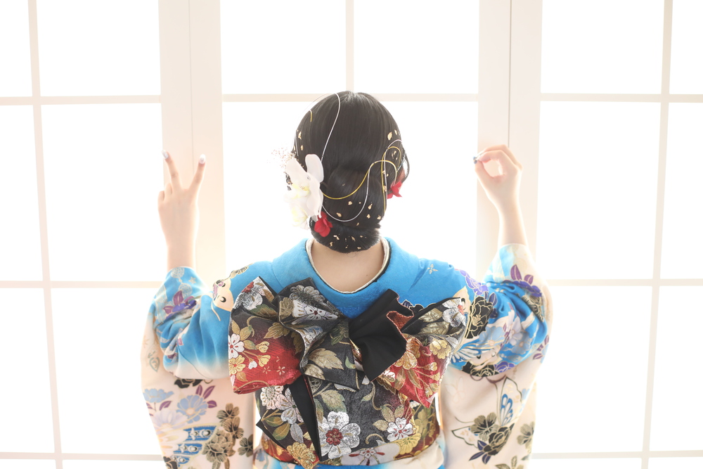 成人式の髪型アップスタイルタイトヘア大人っぽい
