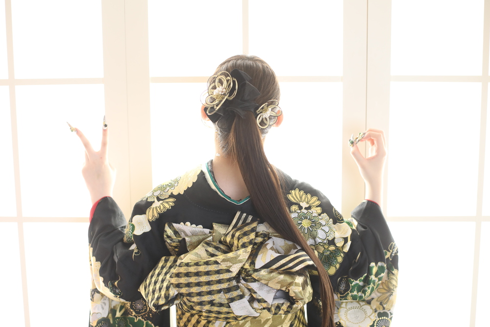 成人式クール系ヘアスタイルポニーテール