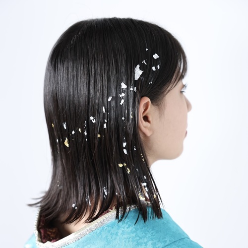この画像は花いち都屋帯広店で行った、モデル撮影の画像です。