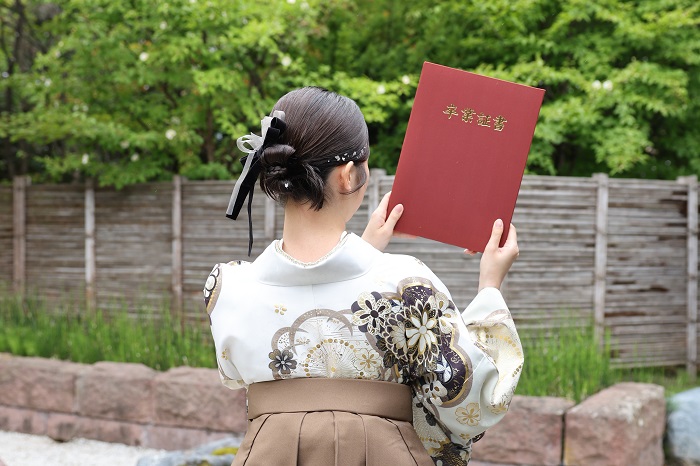 202720282029成人式当日前撮り振袖選び札幌狸小路花いち都屋ハナイチHANAICHIamipフォトスタジオロケーション撮影卒業袴はかまレンタル