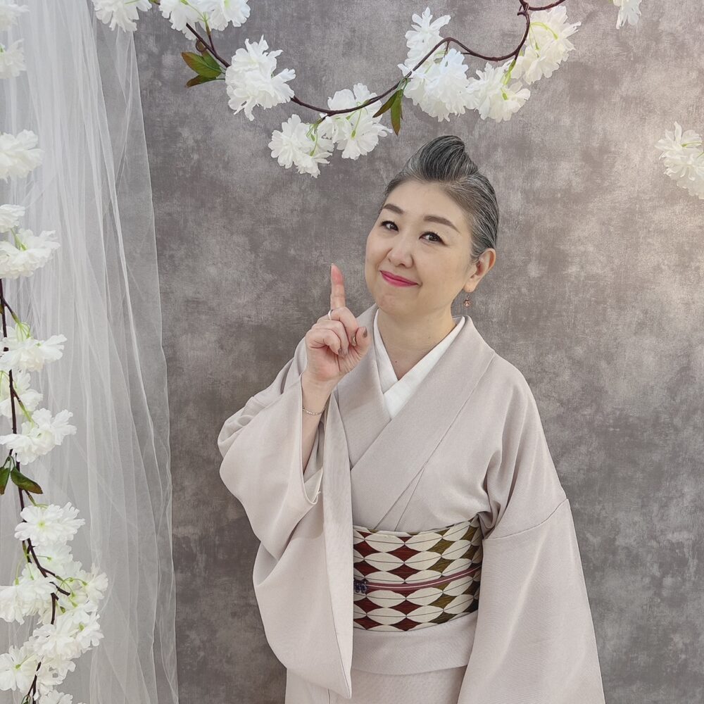 人気の着付け動画 まとめ解説 配信裏話 生徒さんの復習にも 花いち都屋 着付講師 眞木美和 花いち都屋